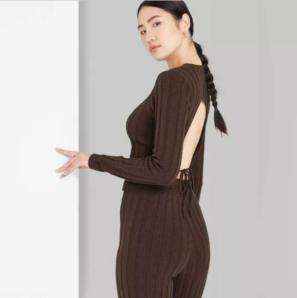 Open Back Sweater - Picture 5 of 5